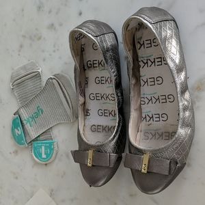 Cole Haan quilted silver ballet flats, size 7 with new gekks sock liners